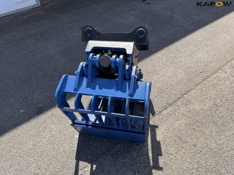 Baugbjerg sorting grab with S40 hitch. 2
