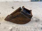 Beco bucket with Hydrema hitch 8