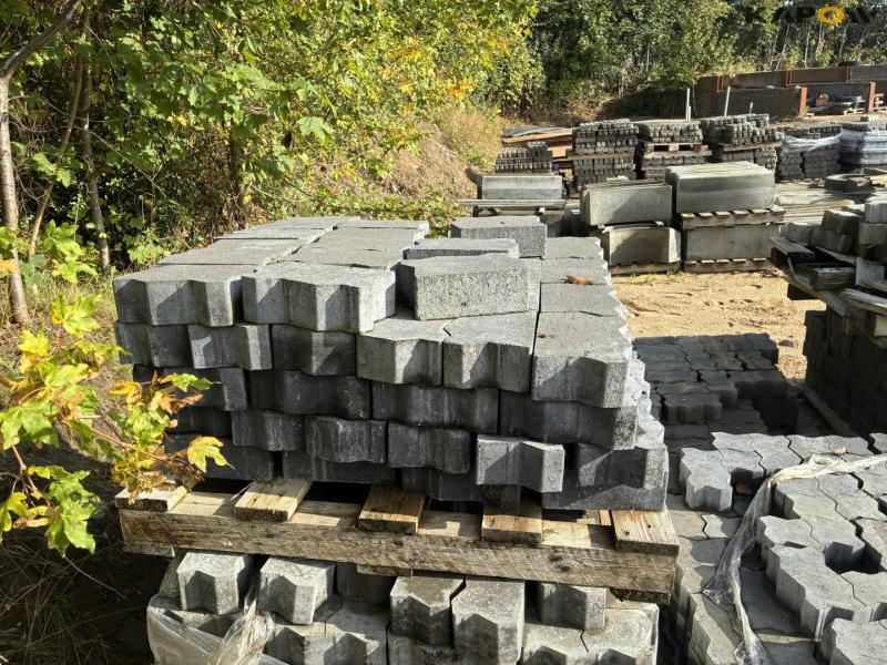 Paving stones 26