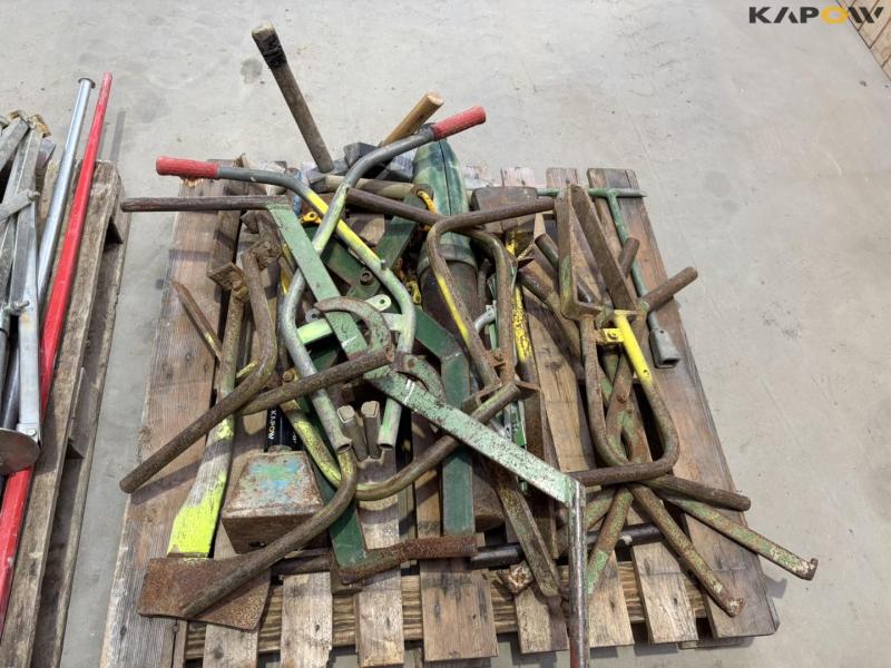 Coating equipment 18