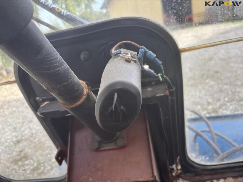 Belos 1300 tool carrier with snow plow 48