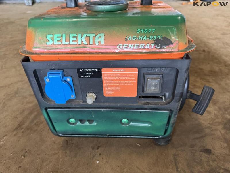 Gasoline generator 9