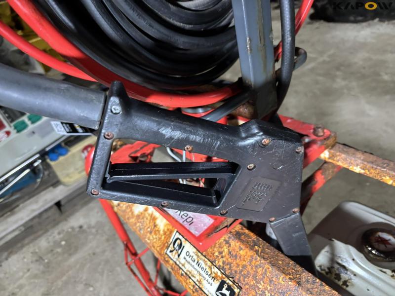 Gasoline high-pressure cleaner 18