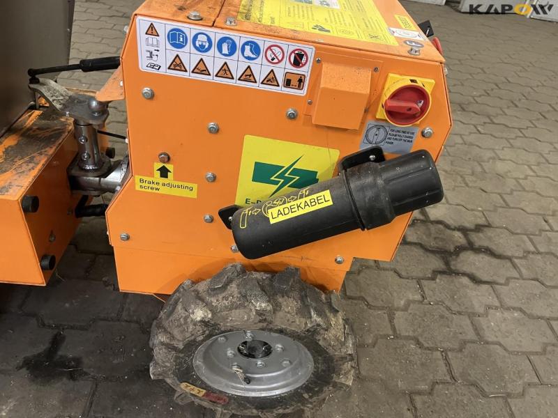 Bernards RCD300E E-power 48V mini dumper 9