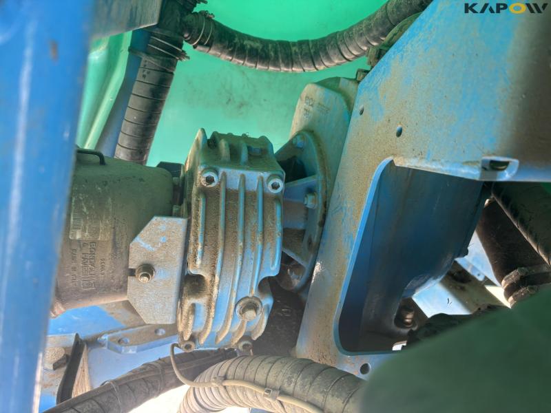 Berthoud Tracker 32-34 D.P.Tronic trailer sprayer 24 m 53