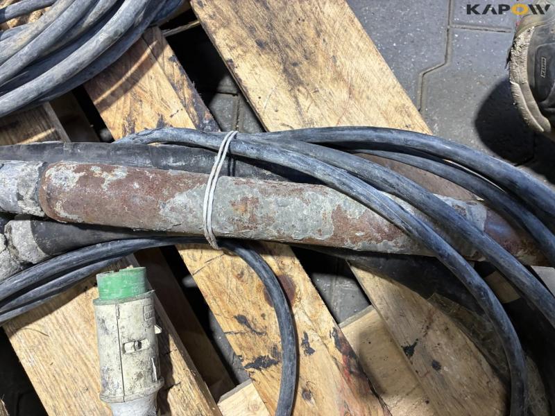 Concrete vibrator with motor 11