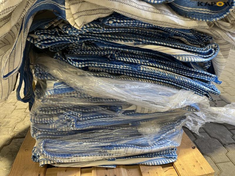 Big bags on pallet 10