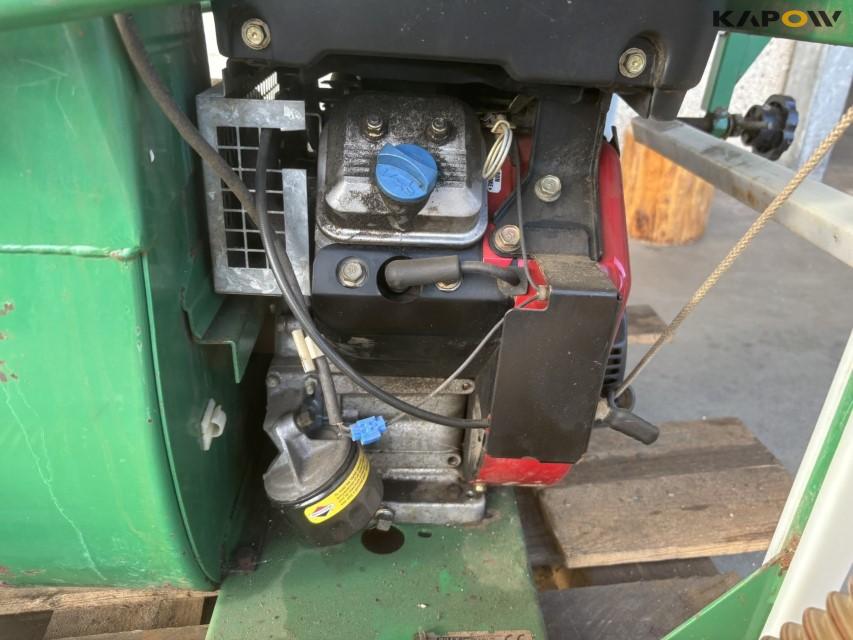 Billy Goat HTR 1600VN leaf blower 9