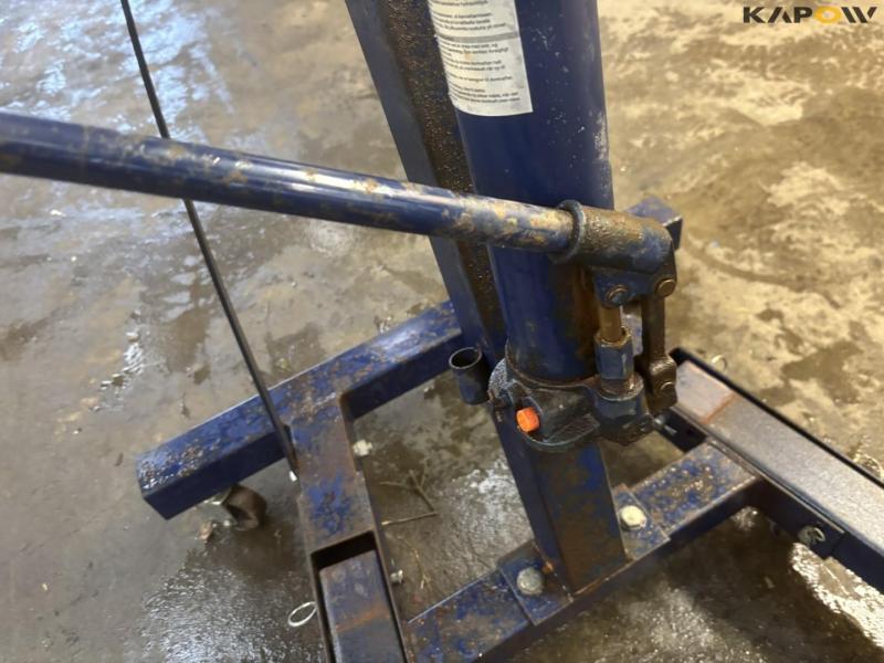 Biltema workshop crane 15