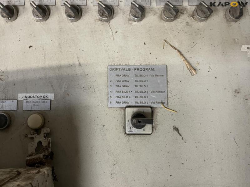 Bin/Sukup 1500 N 1000 ton American silo 28