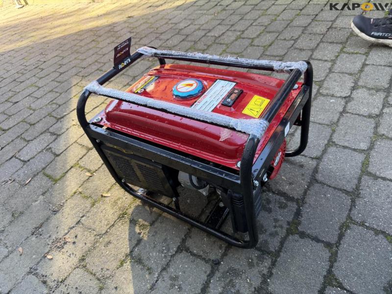 Bison BS2500 gasoline generator 5