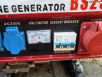 Bison BS2500 gasoline generator 13
