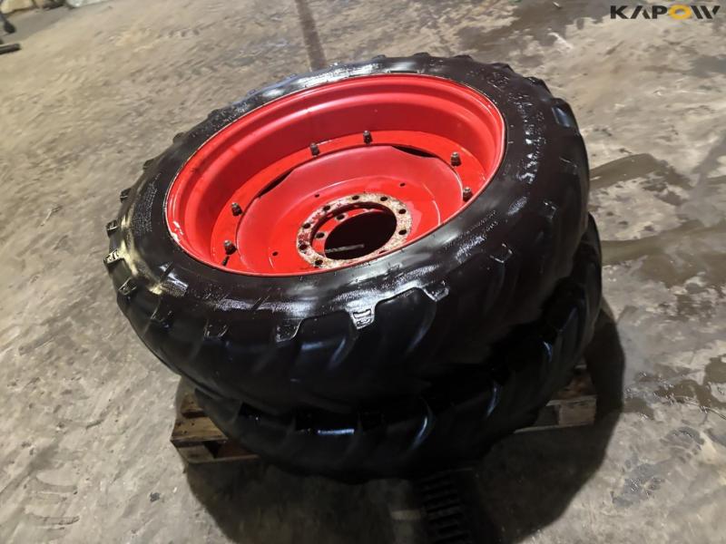 BKT 270/95-R36 wheels 6