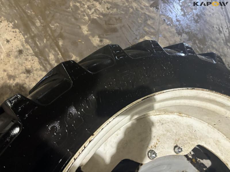 BKT 340/85-R48 wheels 10