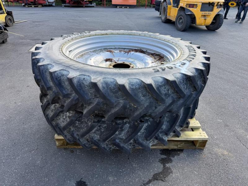 BKT 380/90-R50 sprayer wheel 4