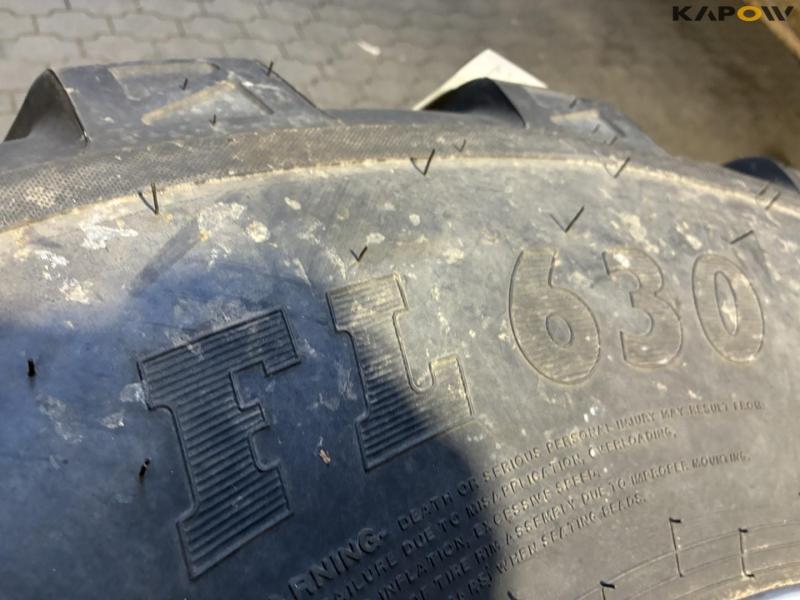 BKT 600/55-R26.5 complete wheel 8