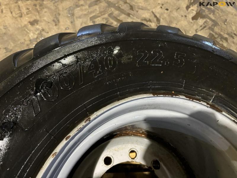 BKT 700/40-22.5 complete wheel 11