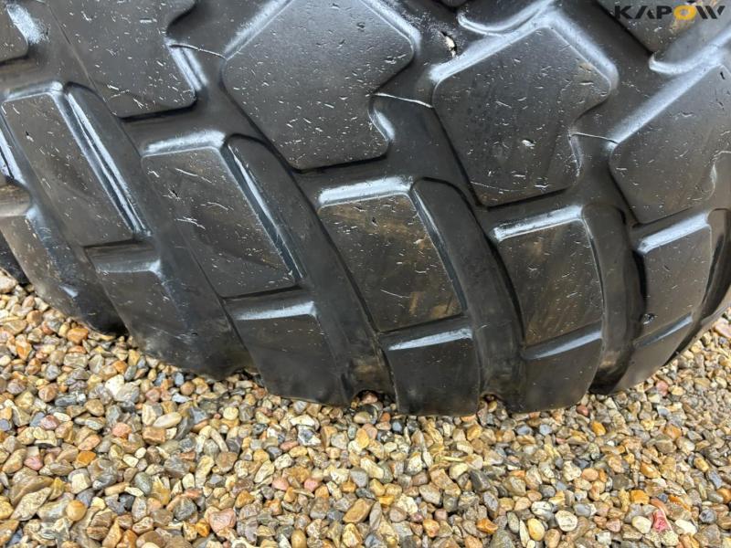 BKT 710/50-R26.5 tires 15