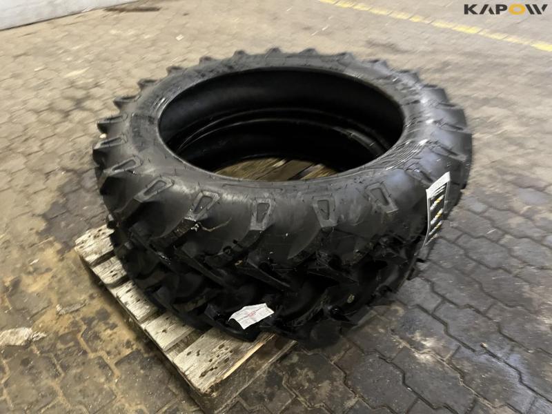 BKT 9.5-3 tires - NEW 3