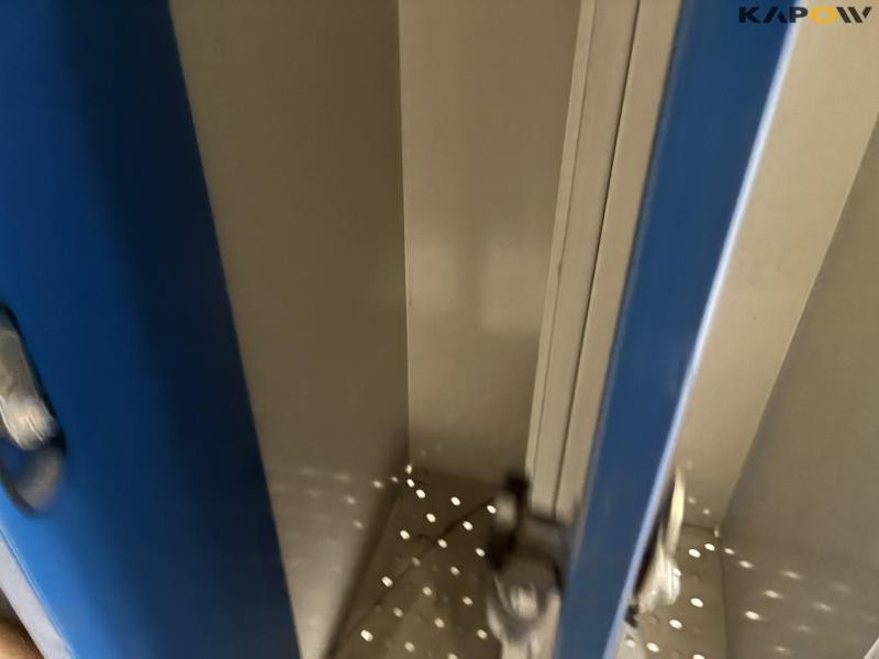 Blika changing rooms 17