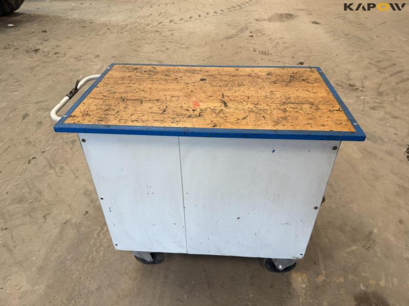 Blika workshop trolley with contents 6