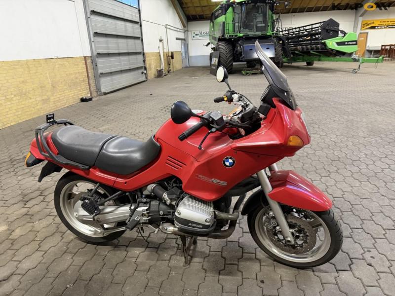 BMW R1100RS motorcycle 4