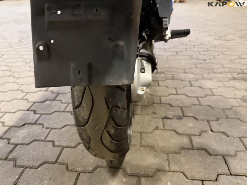 BMW R850RT motorcycle 16