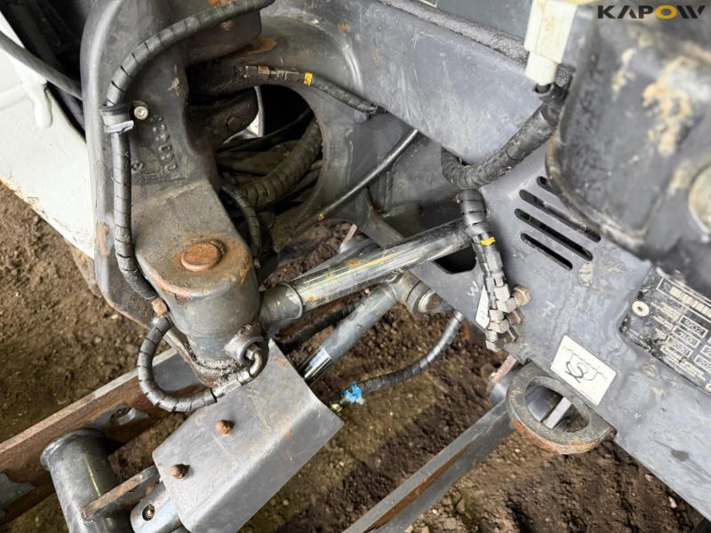 Bobcat E20z mini excavator 23