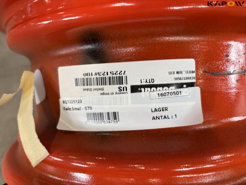 Bobcat rims and tires - new 5