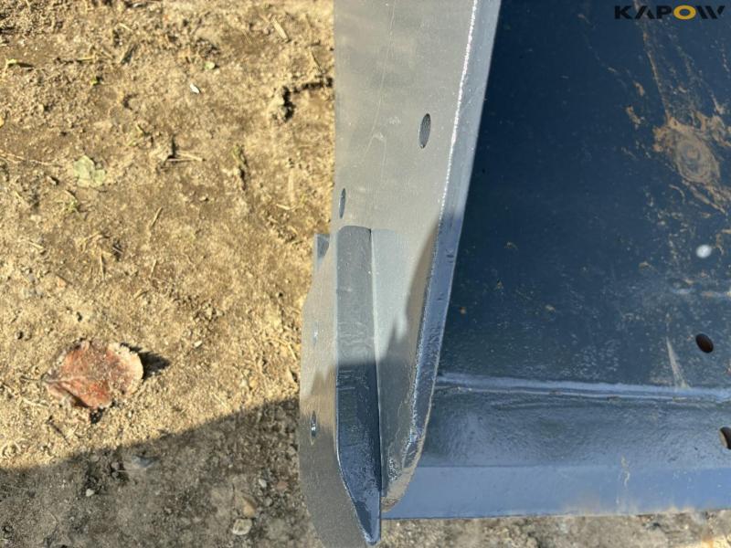 Bobcat earthmoving bucket 225cm 17