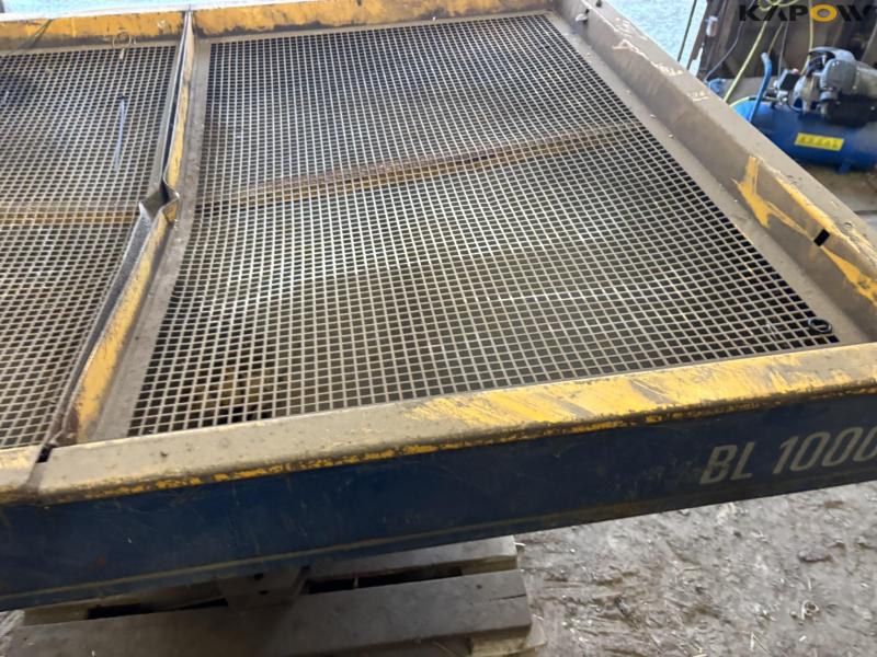 Bøgballe BL 1000 fertilizer spreader 29