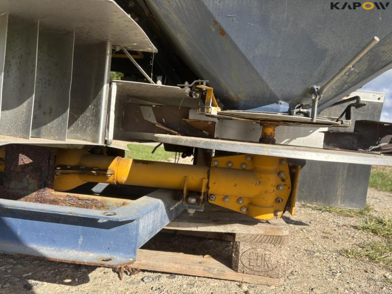 Bøgballe EXV Trend 2200 Fertilizer spreads 24 meters 29