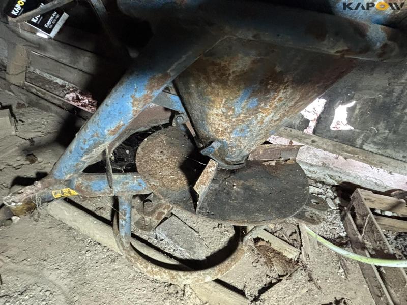 Bøgbale fertilizer spreader 9