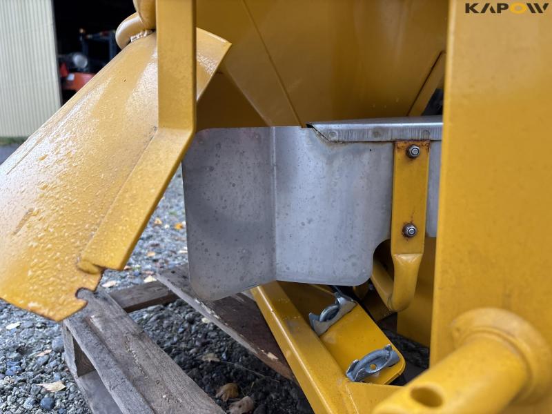 Bøgballe S2 salt spreader 16