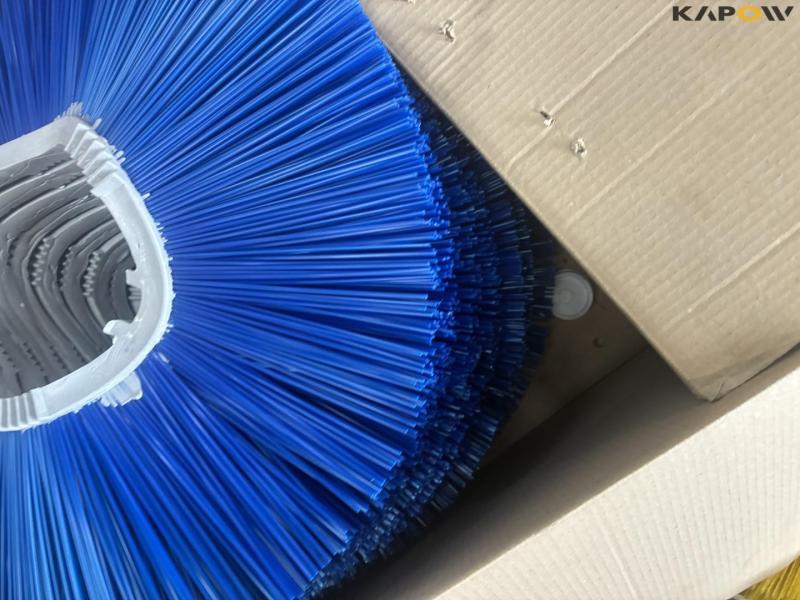 Brushes for motor broom 11