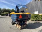 Bogballe L2W Z Plus fertilizer spreader with BXL 1300 crane 7