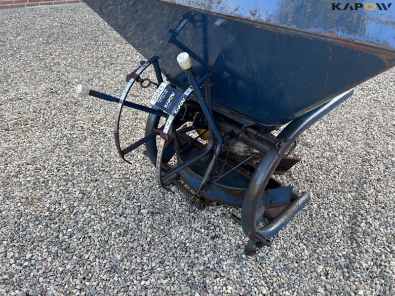 Bogballe salt spreader 9