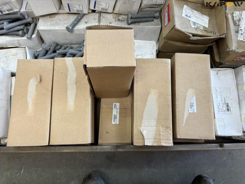 Bolts - Large lot 14