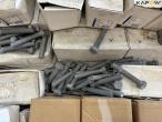 Bolts - Large lot 9