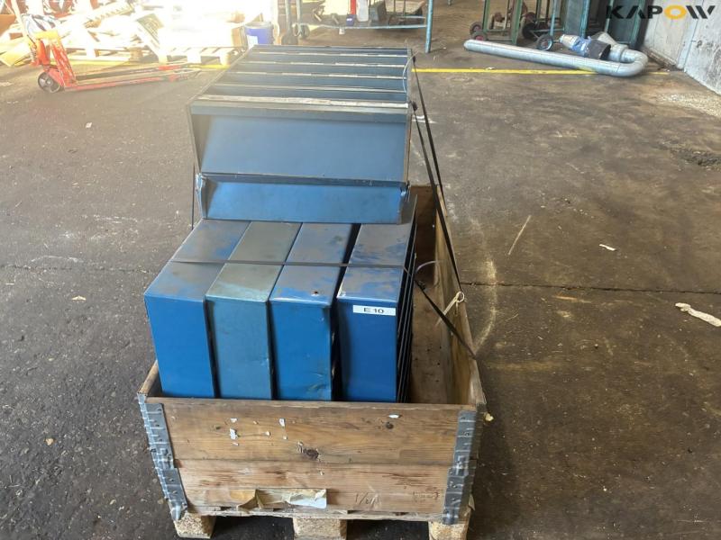Bolt rack 6