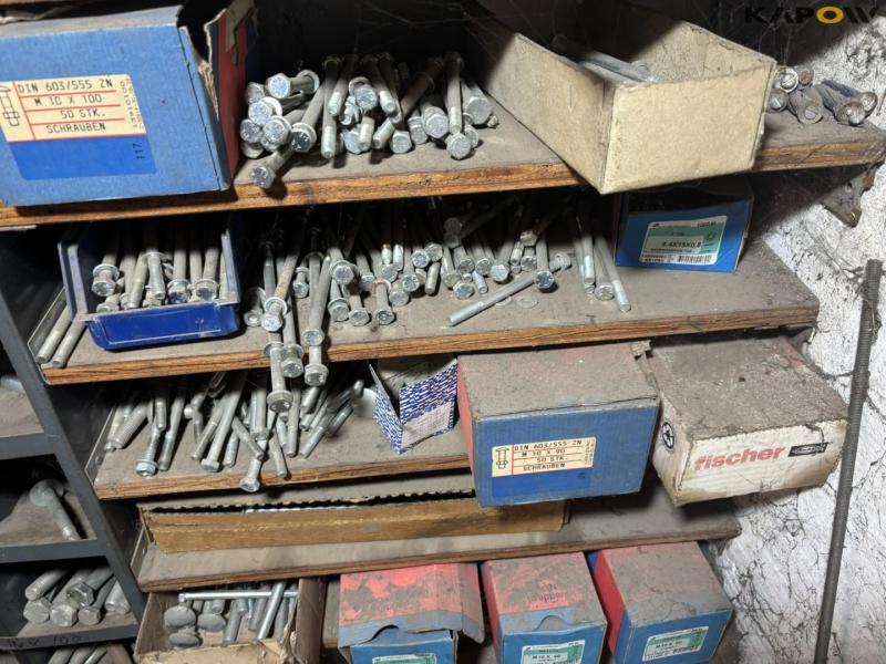 Bolt racks with contents 51