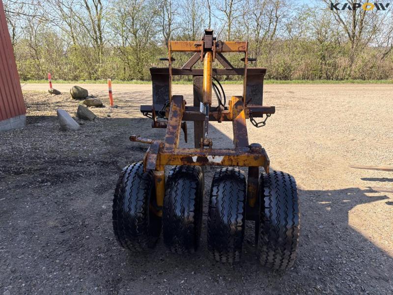 Bonnel front packs with Euro hitch 2