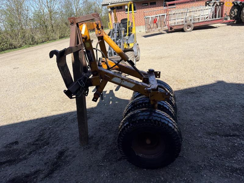 Bonnel front packs with Euro hitch 4