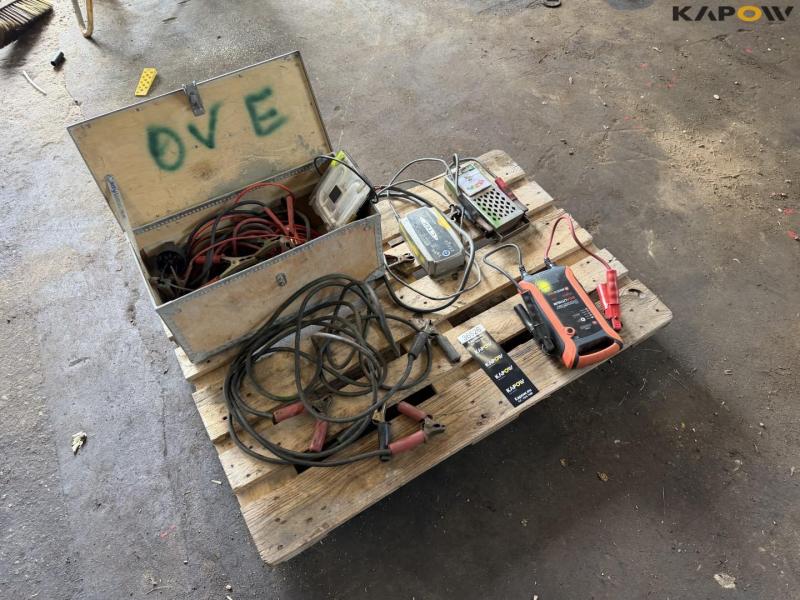Booster, meter, charger and jump leads 3