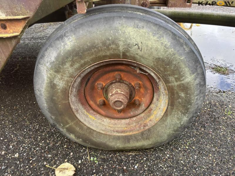 Bording irrigation machine 21