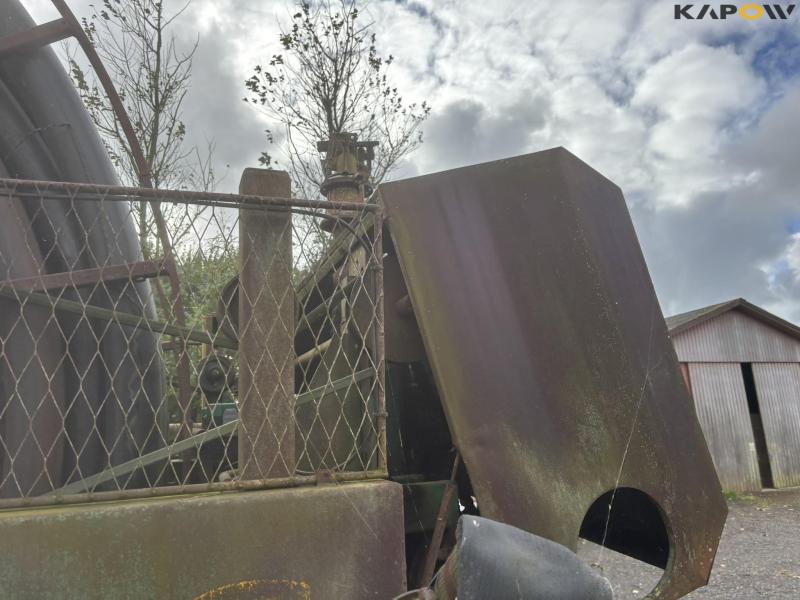 Bording irrigation machine 62