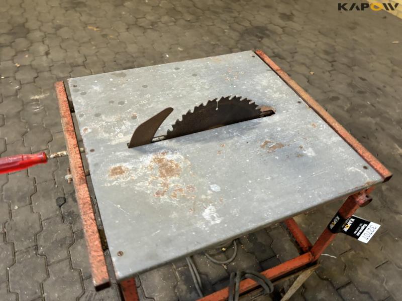 Table saw 9