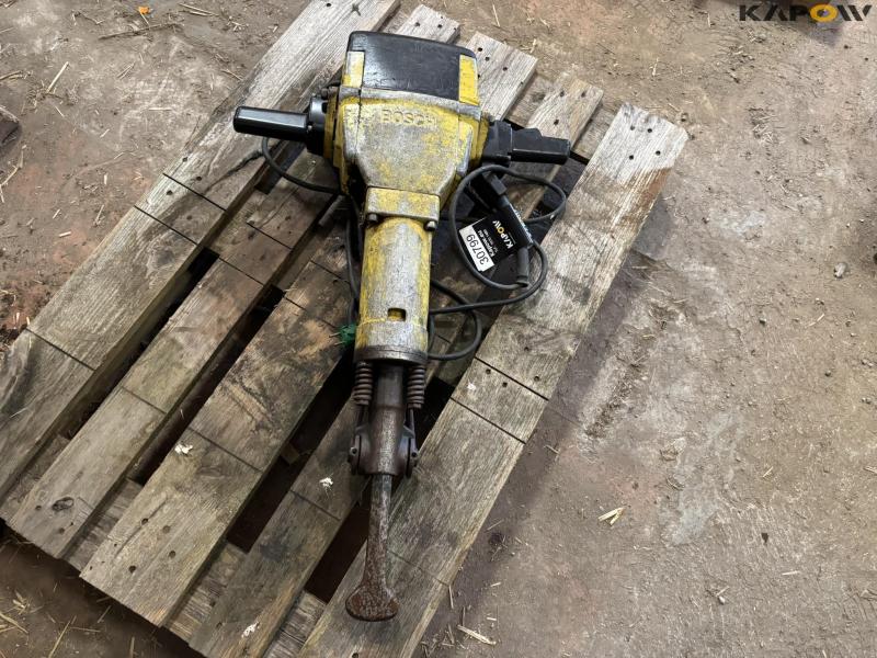 Bosch concrete hammer 1