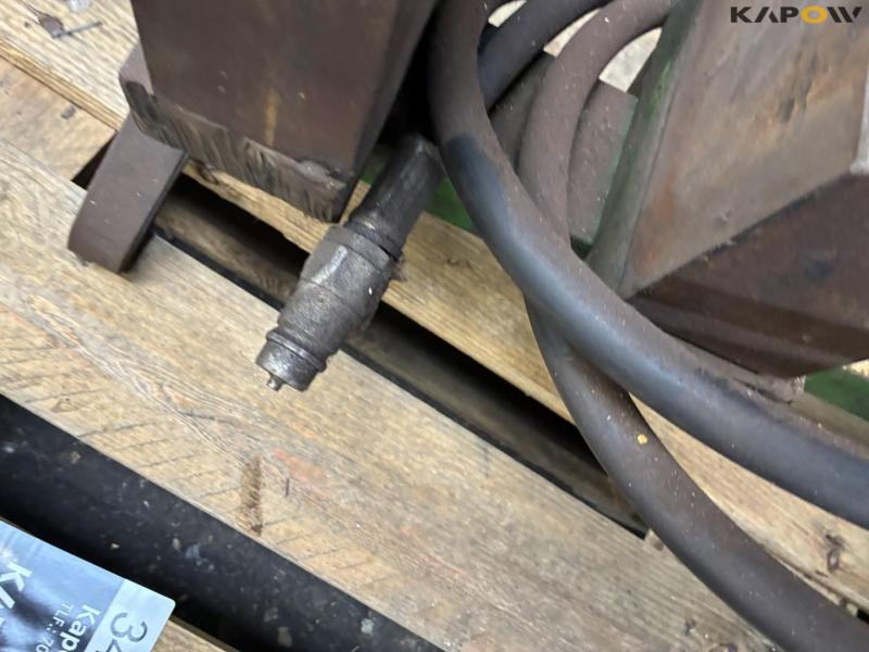 Firewood splitter and wheelbarrow 19