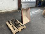 Firewood splitter and wheelbarrow 3